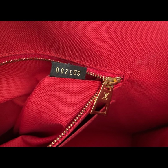 Louis Vuitton On The Go GM - Picture 7 of 7